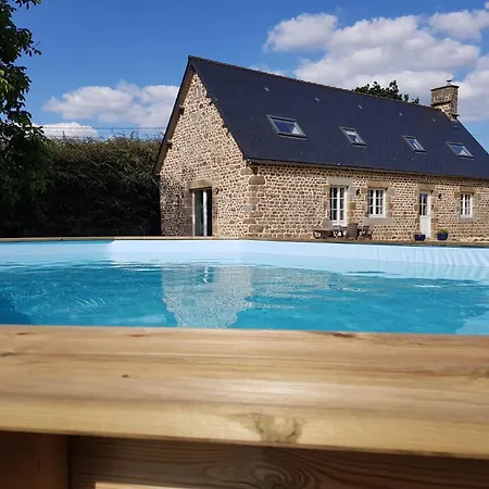 Maison De La Grange, Chaulieu Sourdeval Exterior photo